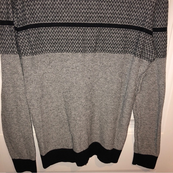 Michael Kors Sweater Mens sz M Striped Black White Gray Authentic - Picture 7 of 8